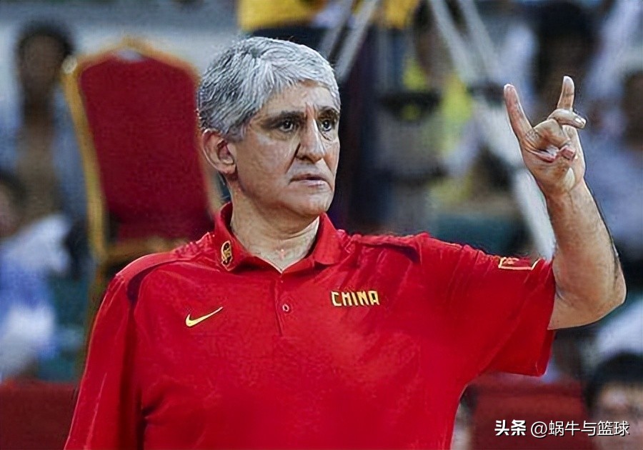 邓华德上海男篮（男篮花100万请来第五位洋帅，前四位成绩如何？有人晚节不保）