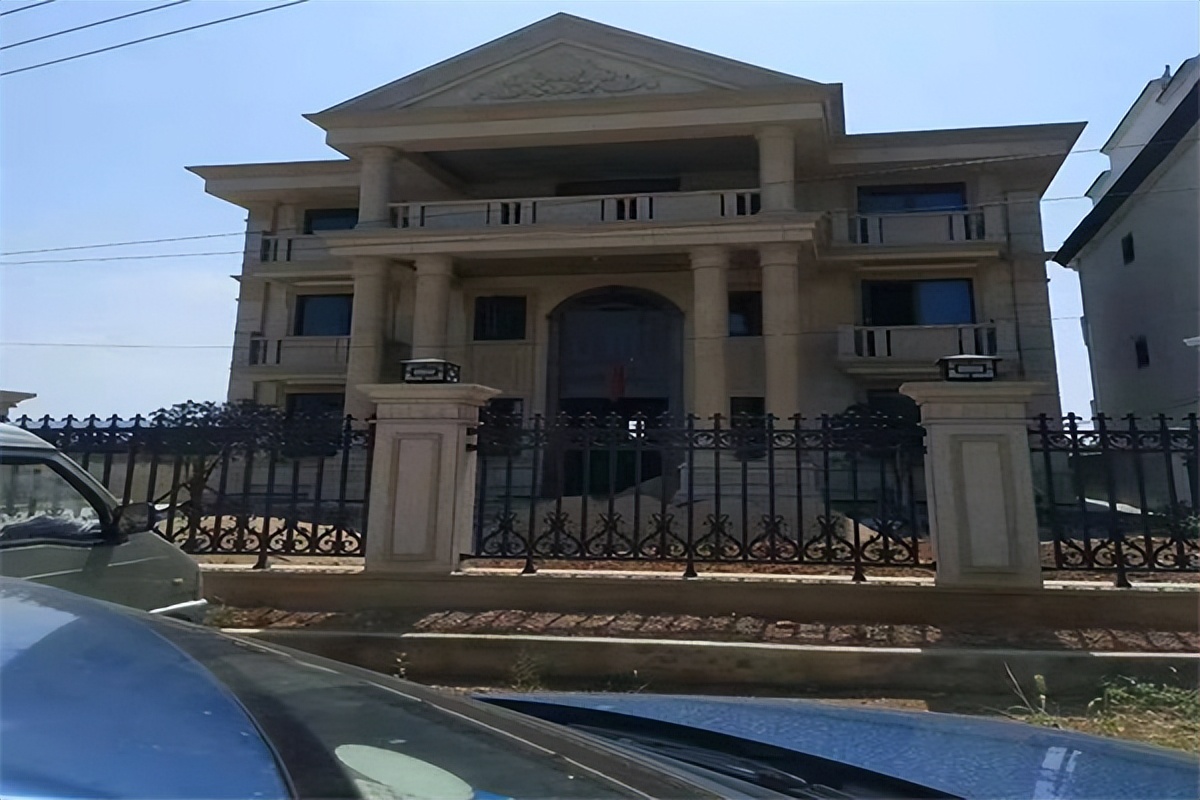 空气能热泵如何打造高质量舒适别墅家居