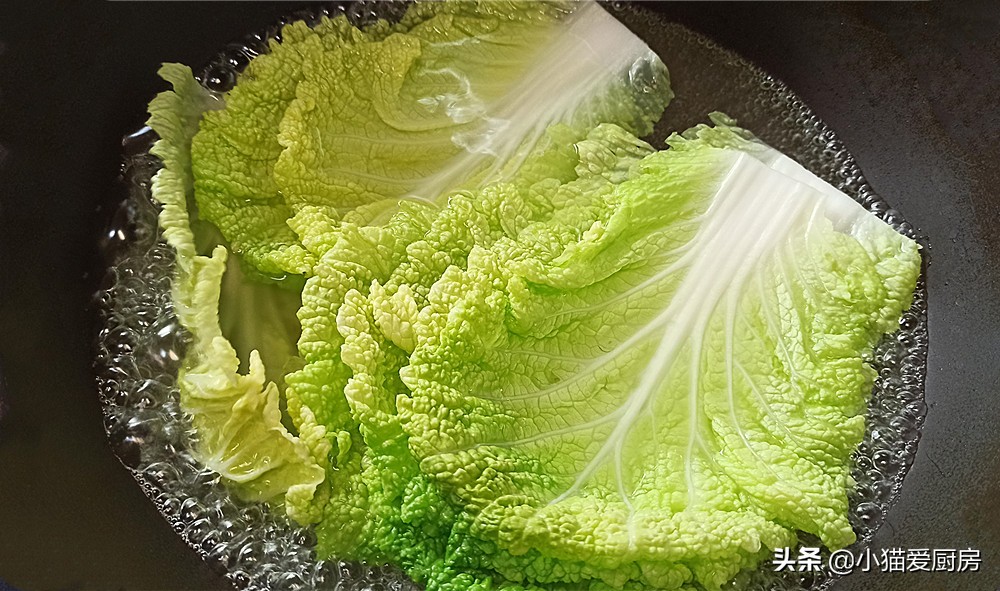 图片[9]-【白菜酿肉卷】做法步骤图 咬上一口鲜美又多汁 好吃到根本放-起舞食谱网