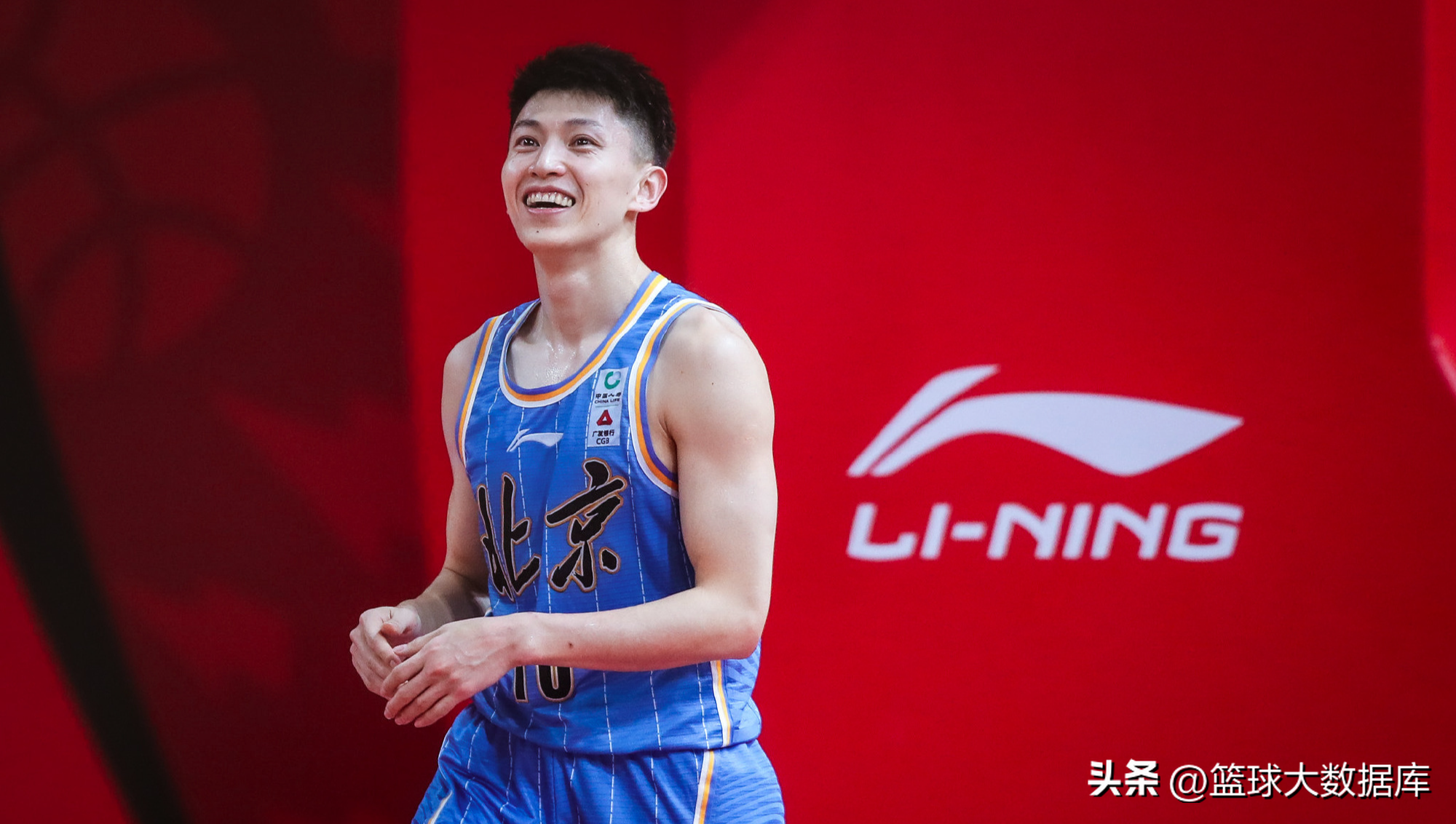 cba劉曉宇哪個(gè)大學(xué)的（恭喜！廣東宏遠(yuǎn)總冠軍后衛(wèi)劉曉宇加盟天津男籃，拿到頂薪合同）