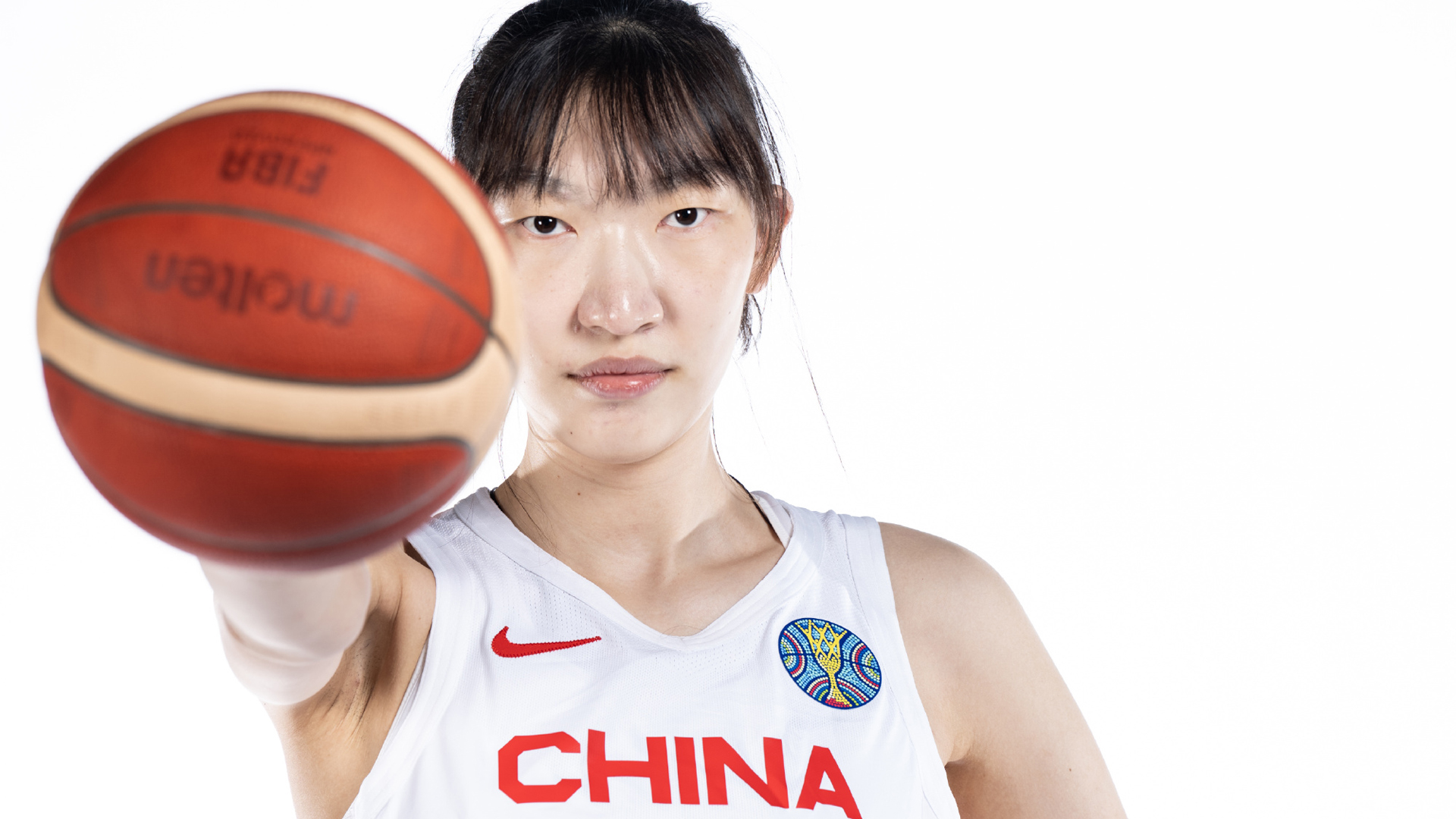 美少女篮球盛宴(李梦是几十年难遇的篮球奇才,她在女篮世界杯里尽显