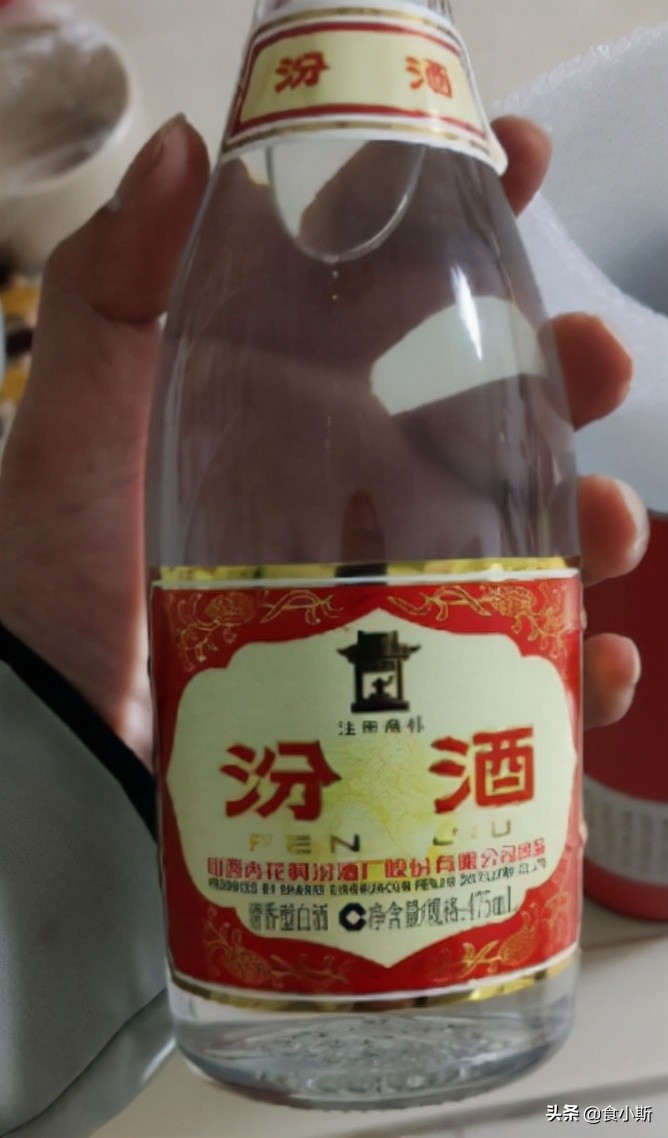 中国6款“廉价酒”，都是不加1滴酒精的纯粮酒，行家成箱往家囤