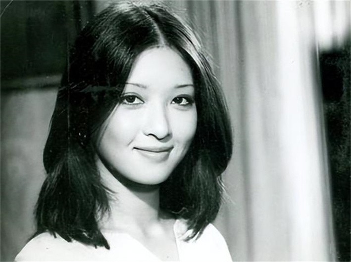 胡因梦:万千男人的梦中情人,结婚3月就离婚,此后38年从未来往