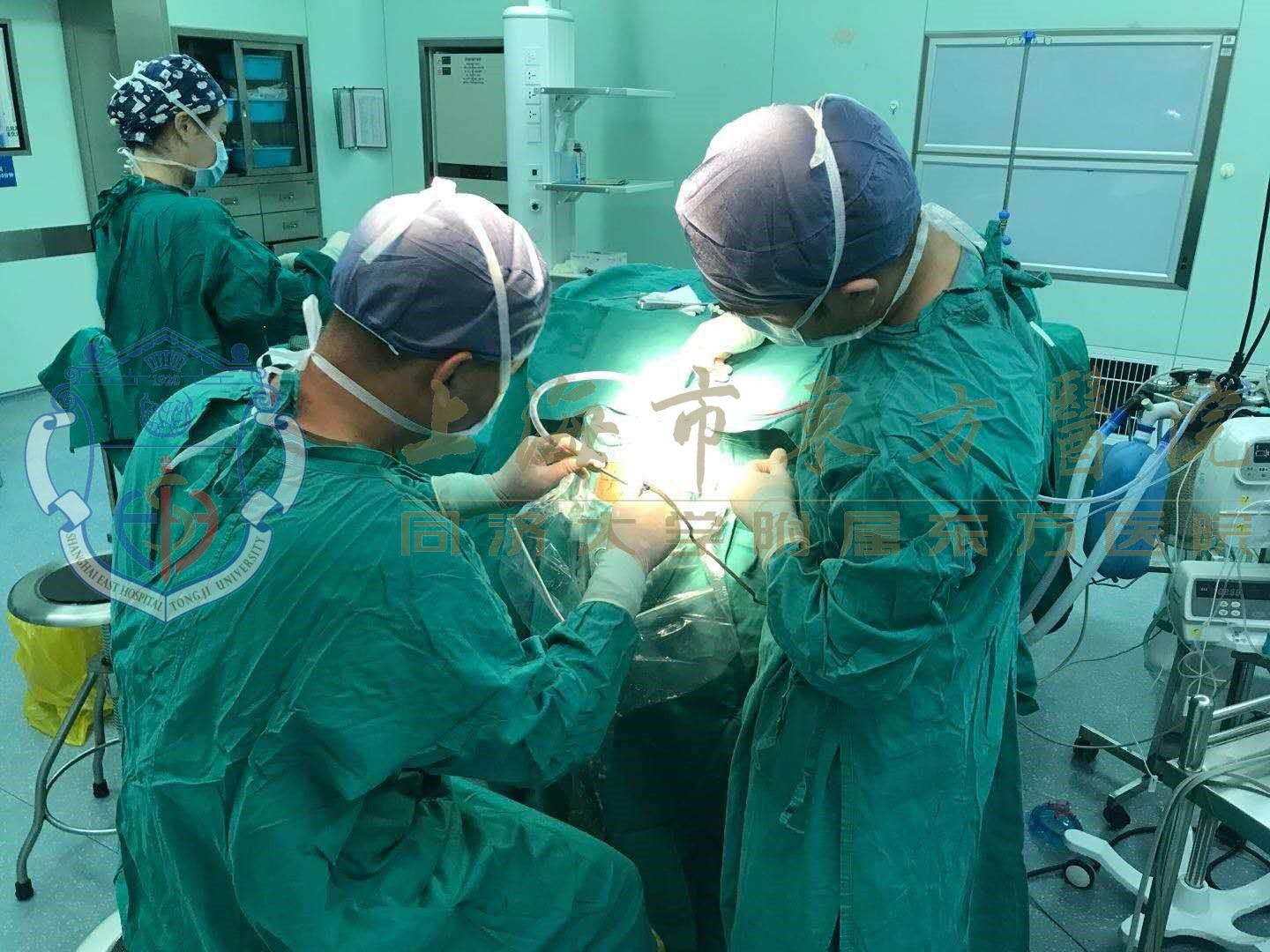 8年住院10余次 双相情感障碍抑郁发作该如何治疗？