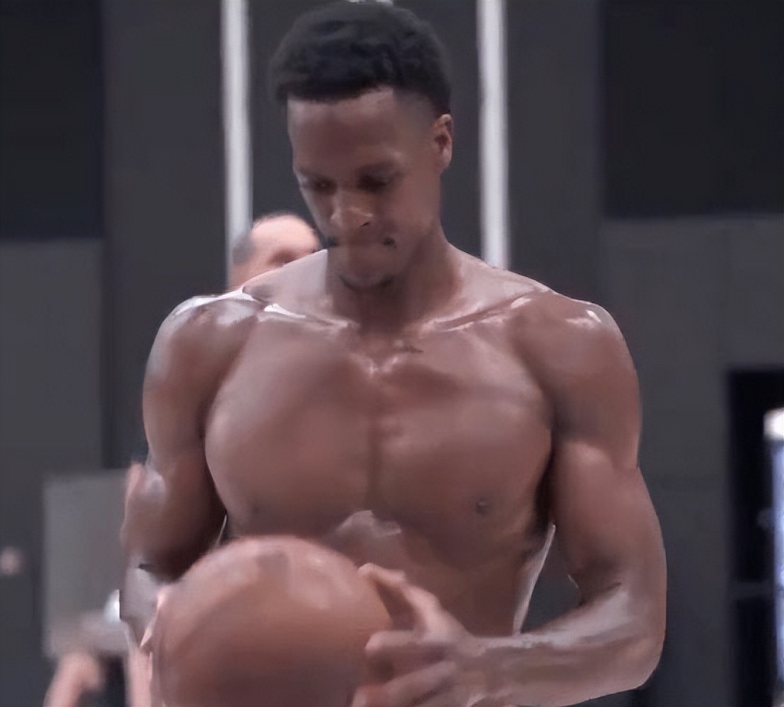 nba内线为什么很空（为何中国男篮后卫难进NBA？对比联盟这几位“瘦子”你就明白）-华海博客