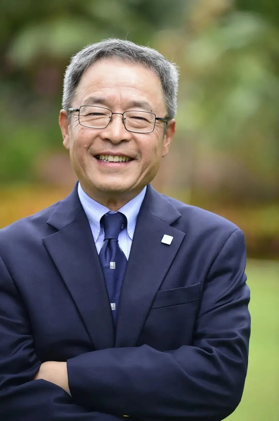 启迪企业家对社会的关注，长江商学院愿意坚持长久地做下去