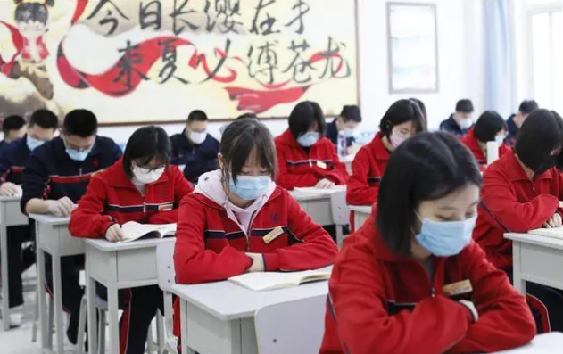 2022年高考，各科成绩要达到多少分，学生才有机会考上985院校？