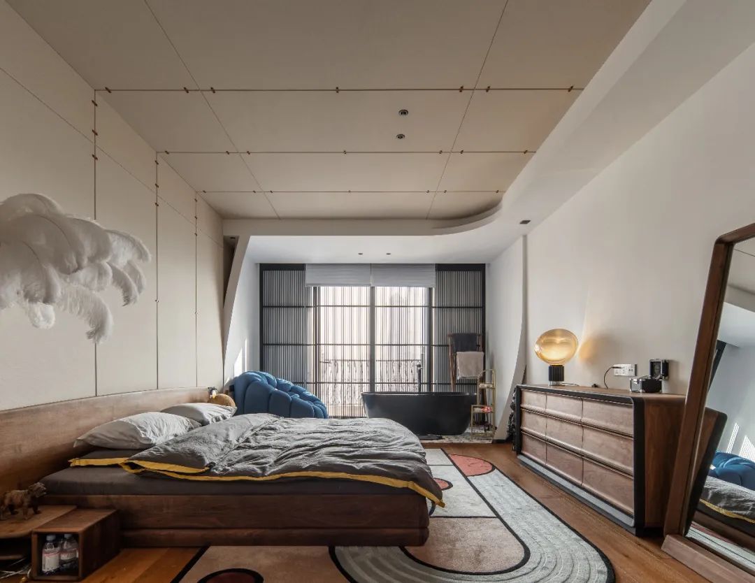 这对上海夫妻的290㎡新家，全屋布置的摩登复古，藏不住的高级感