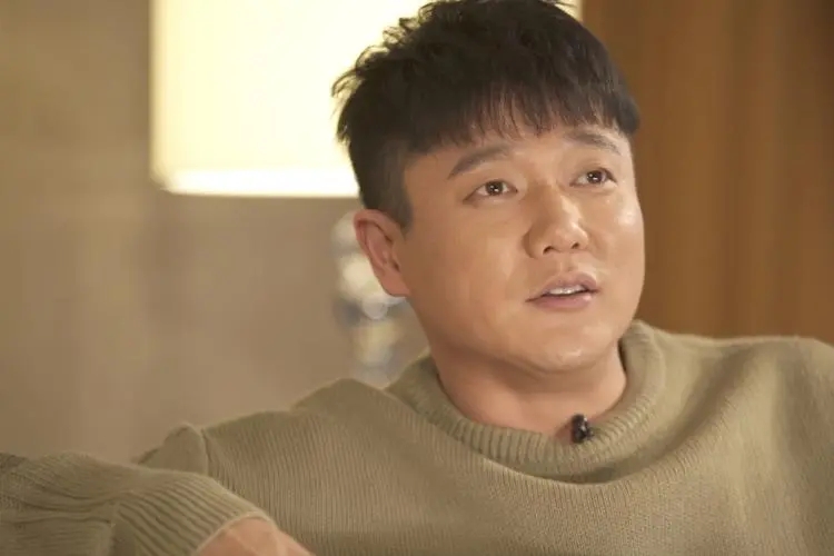 "筷子兄弟"肖央,身家百亿为什么不提携王太利,是忘恩负义?