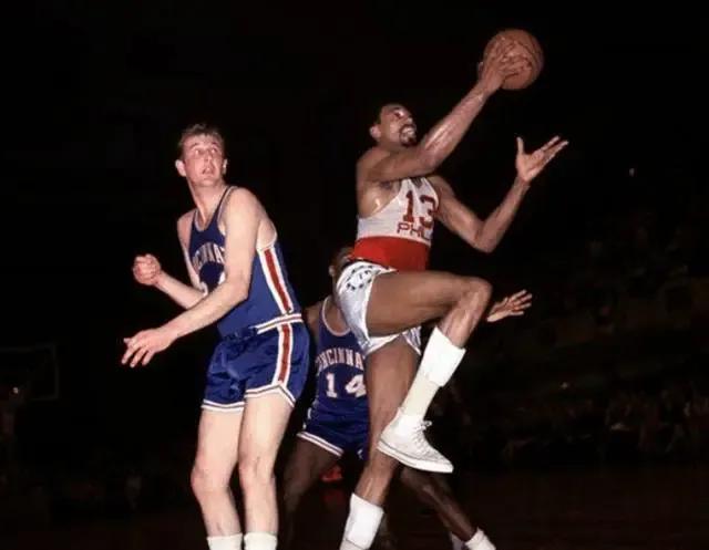 nba经典比赛回顾高清（回顾NBA十大经典圣诞大战）