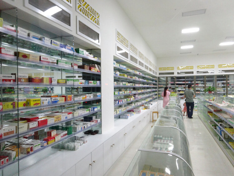 为什么大街小巷的药店越来越多？药店是靠啥来赚钱？告诉你真相