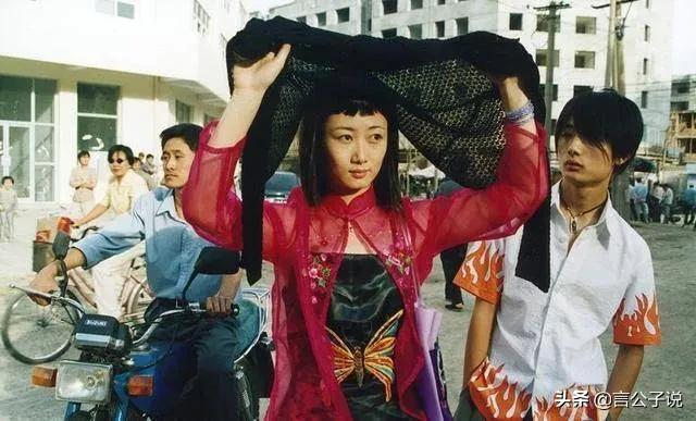 6位被捧成“老戏骨”的女星，个个演技平平，年龄大不等于老戏骨