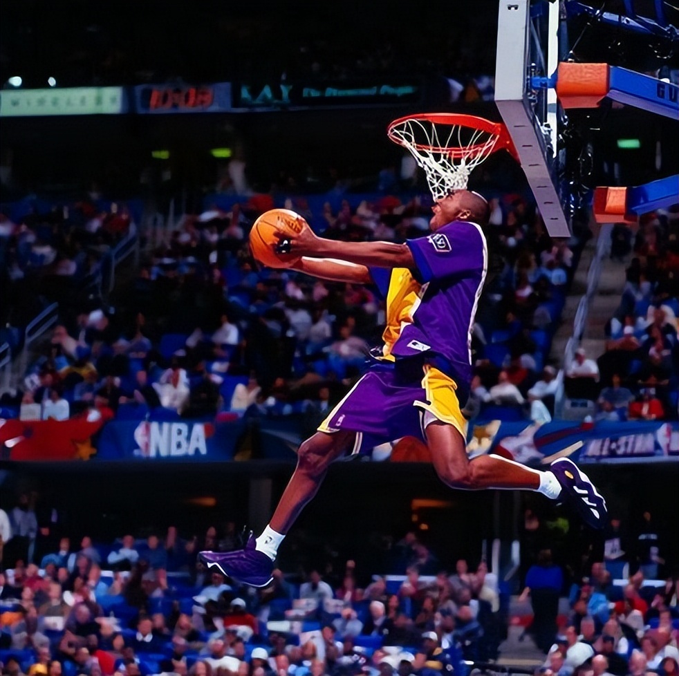 4分,19岁的科比为何能成为全明星首发?