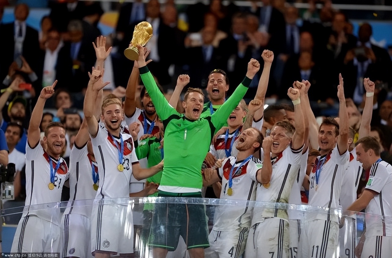 德国足球明星世界杯(11大巨星的世界杯最后一舞，梅罗冲击终极目标，魔笛再现神奇)