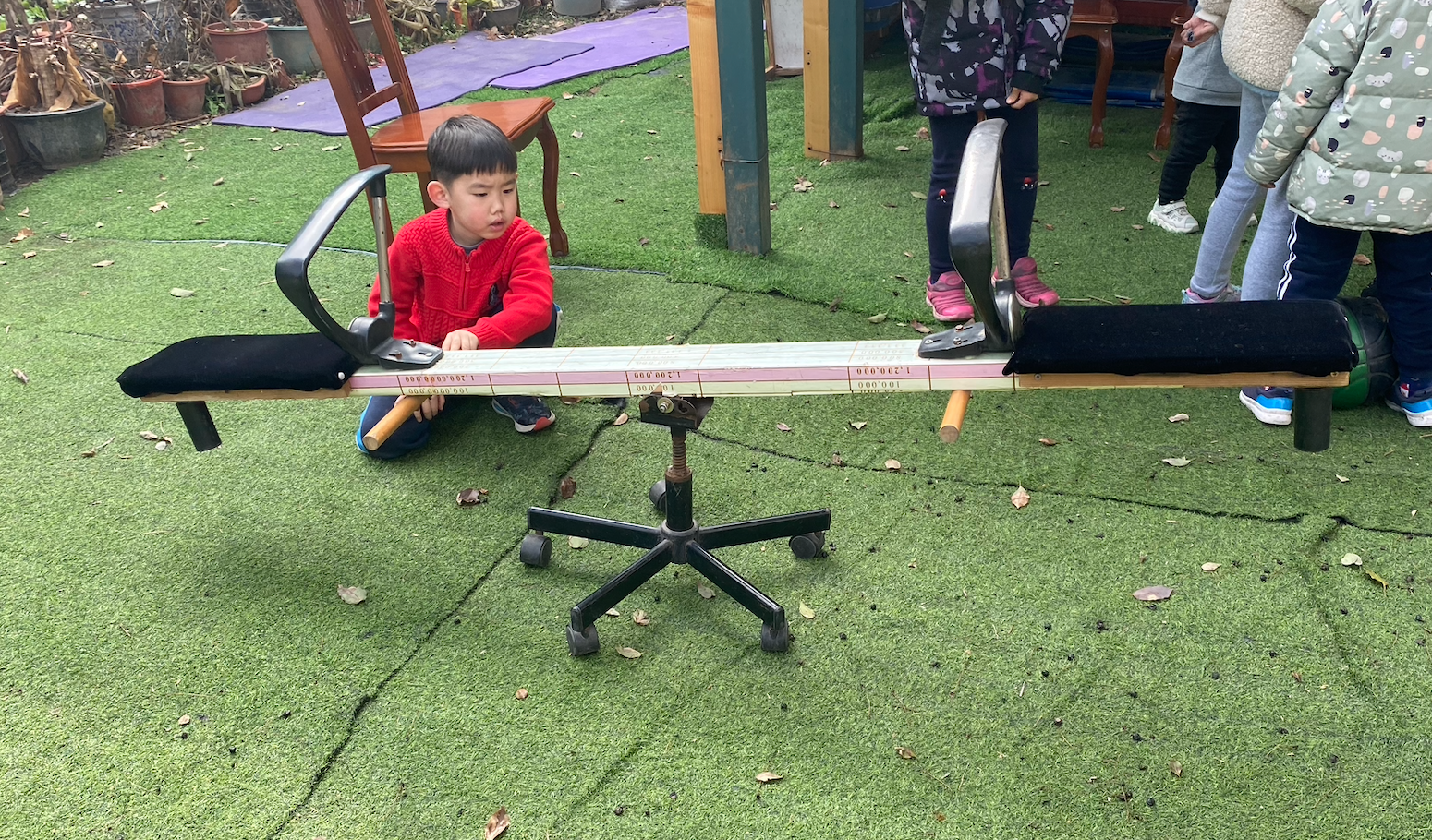 家长最高学历中专，孩子个个学霸，看看人家是怎么教出来的？