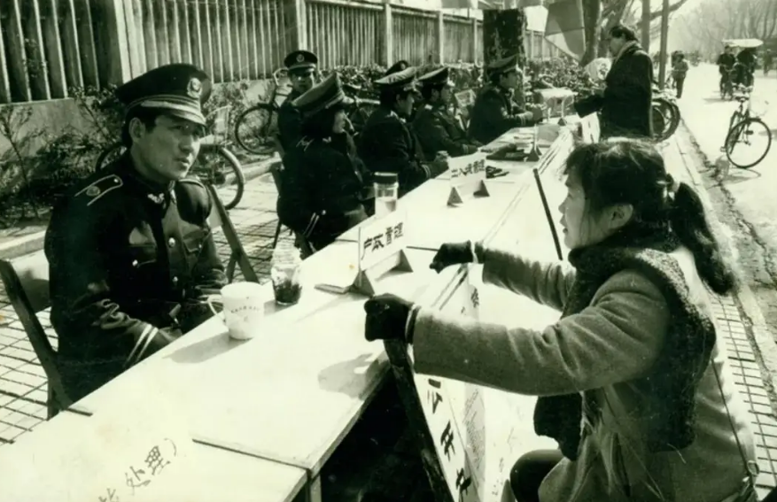 1996年，日本一财团女高管投资，引起公安怀疑，逮捕后被判刑