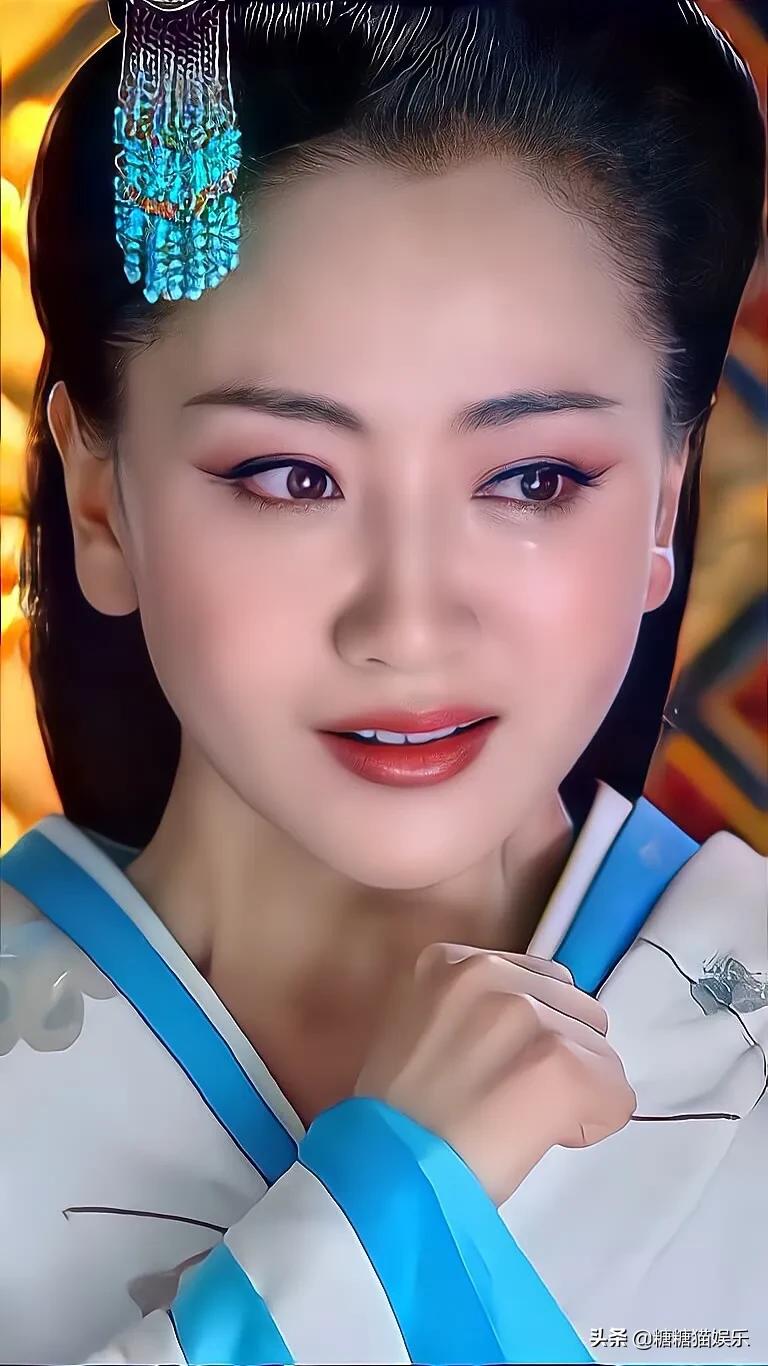 当杨颖遇到杨蓉时，两大女神谁更美一筹？