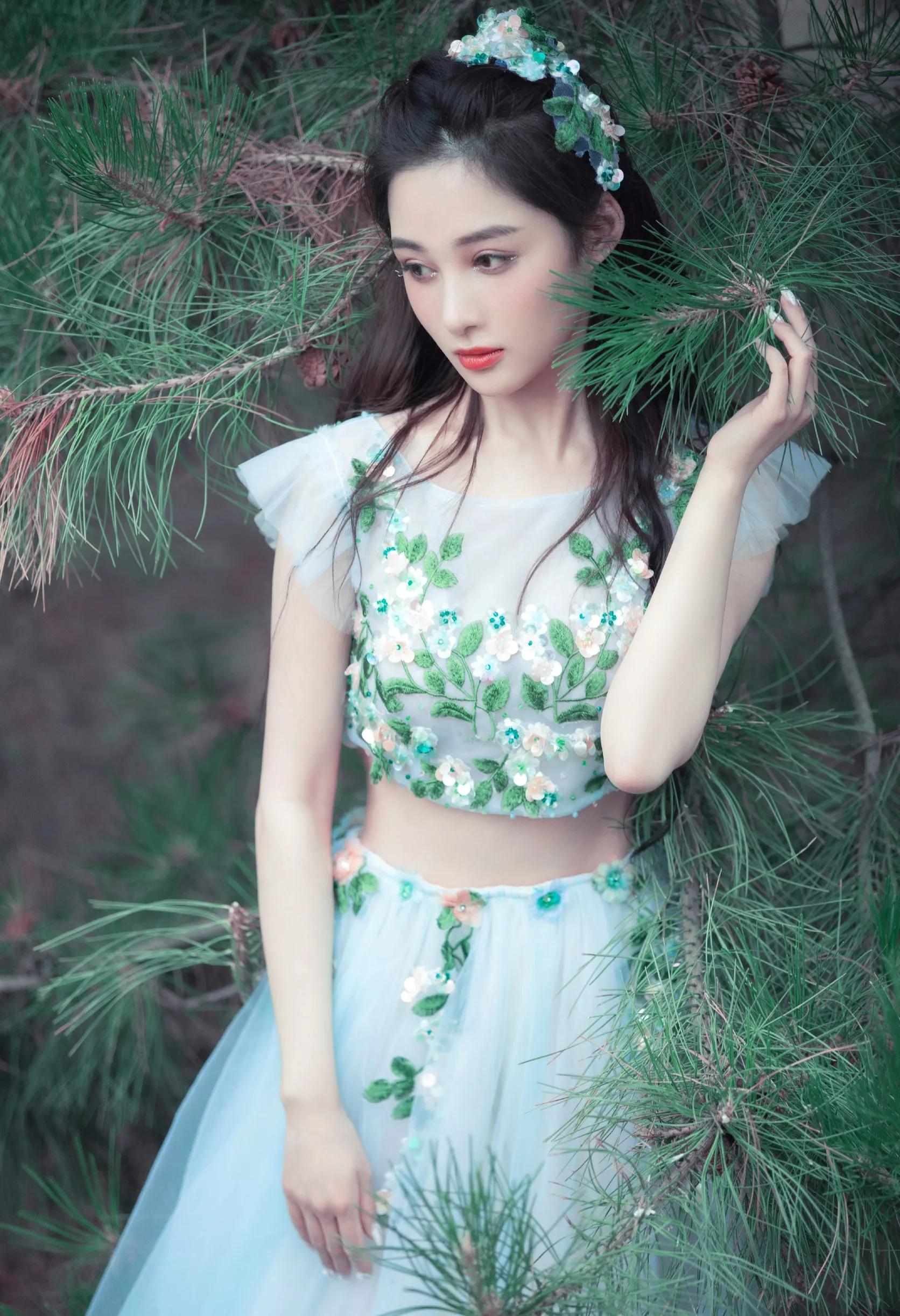 手机大片，女星孙嘉璐、迪丽热巴和刘亦菲