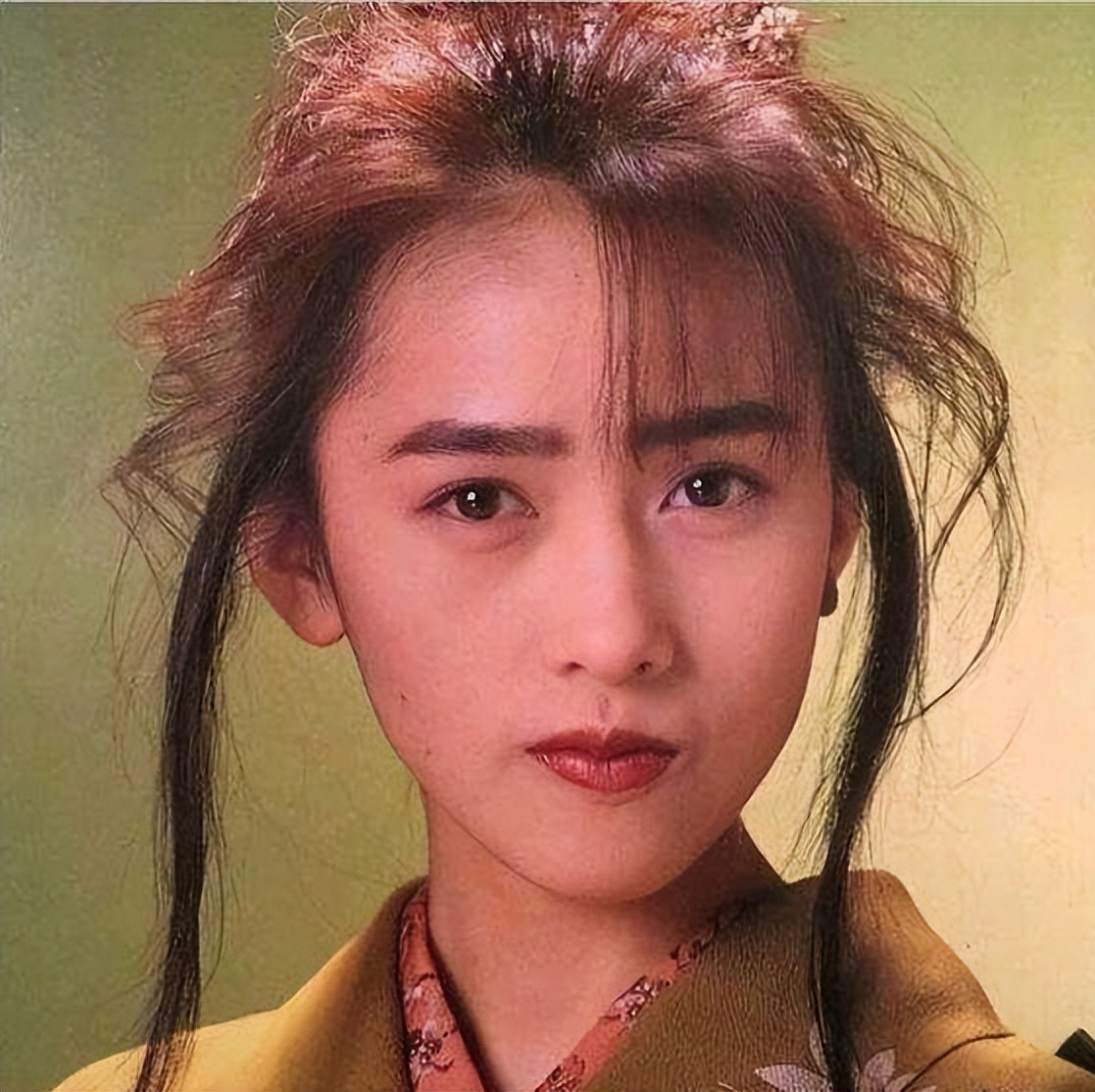 工藤静香:跟妖孽美男林佳树恋爱,嫁给木村拓哉,甜蜜厮守22年