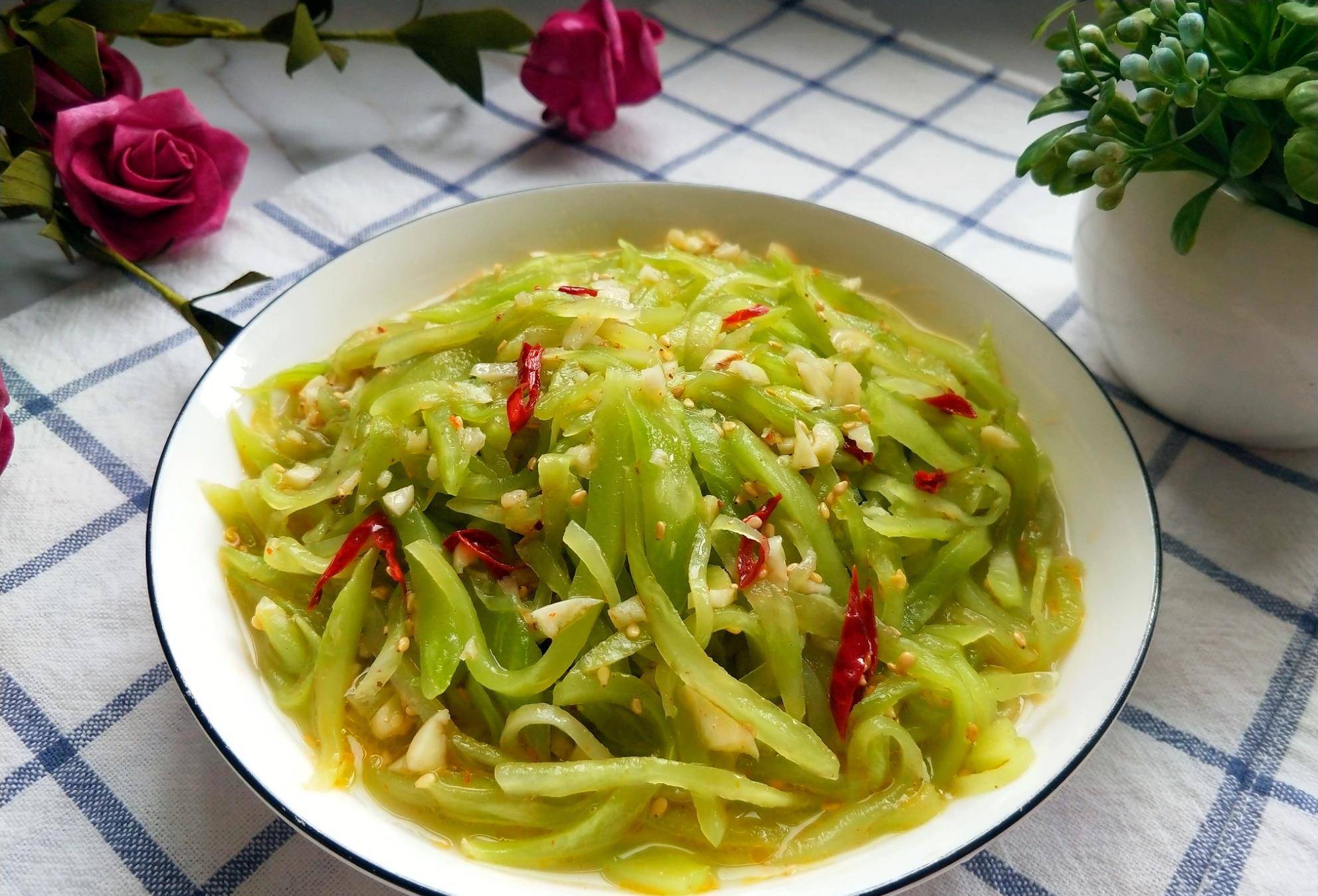 图片[5]-两道“刮油解腻凉菜菜”做法步骤图 简单拌一下 营养解馋超美-起舞食谱网