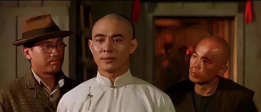 把李连杰的脸打肿，却被赵文卓打晕差点死掉，知道真相后沉默许久