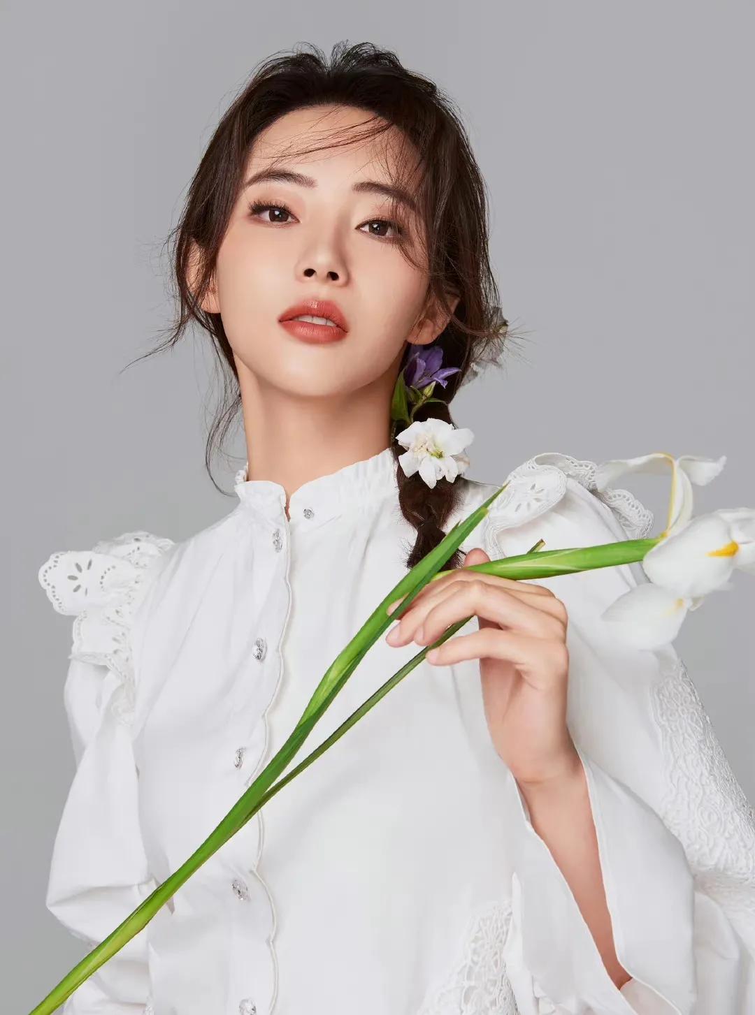 美女演员胡丹丹