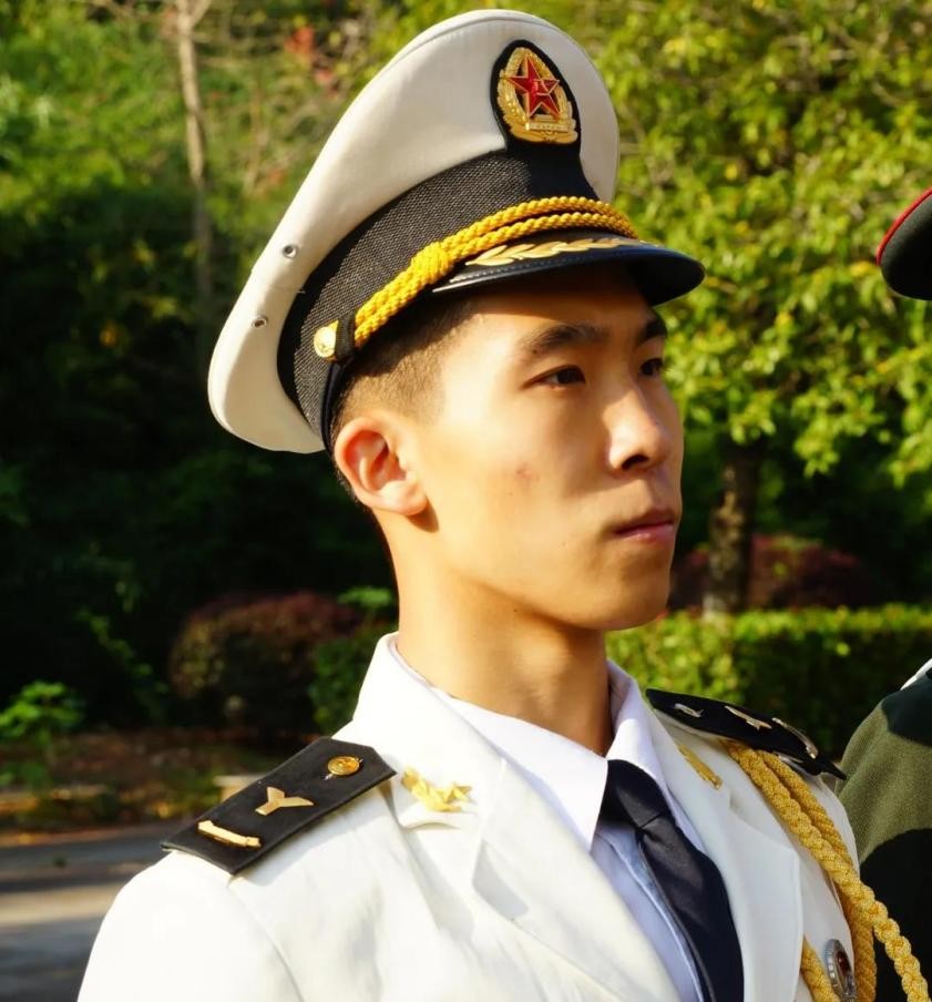 湖北男神学霸：狂揽省赛、国赛大奖，世界500强都抛来“橄榄枝”