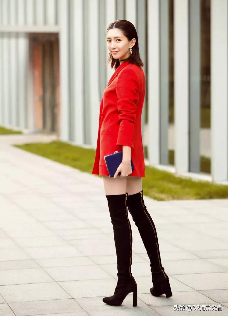 江疏影，有点事业女强人的感觉，不过确实很美