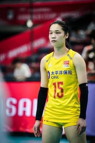 七月十五出生(4位出身农村的女排队员：朱婷家六个姐弟，徐云丽母亲去日本7年)