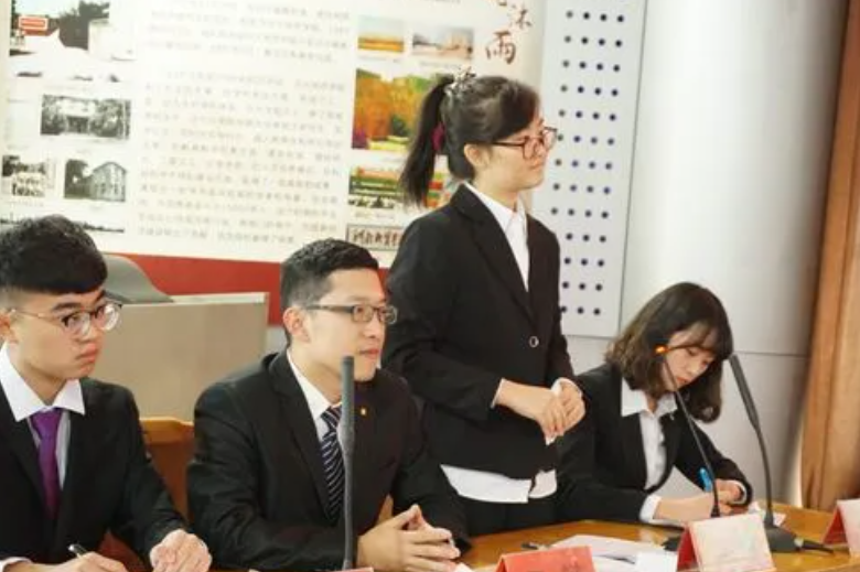 2022年政法类高校排名，中国政法稳居第一，西南政法表现亮眼