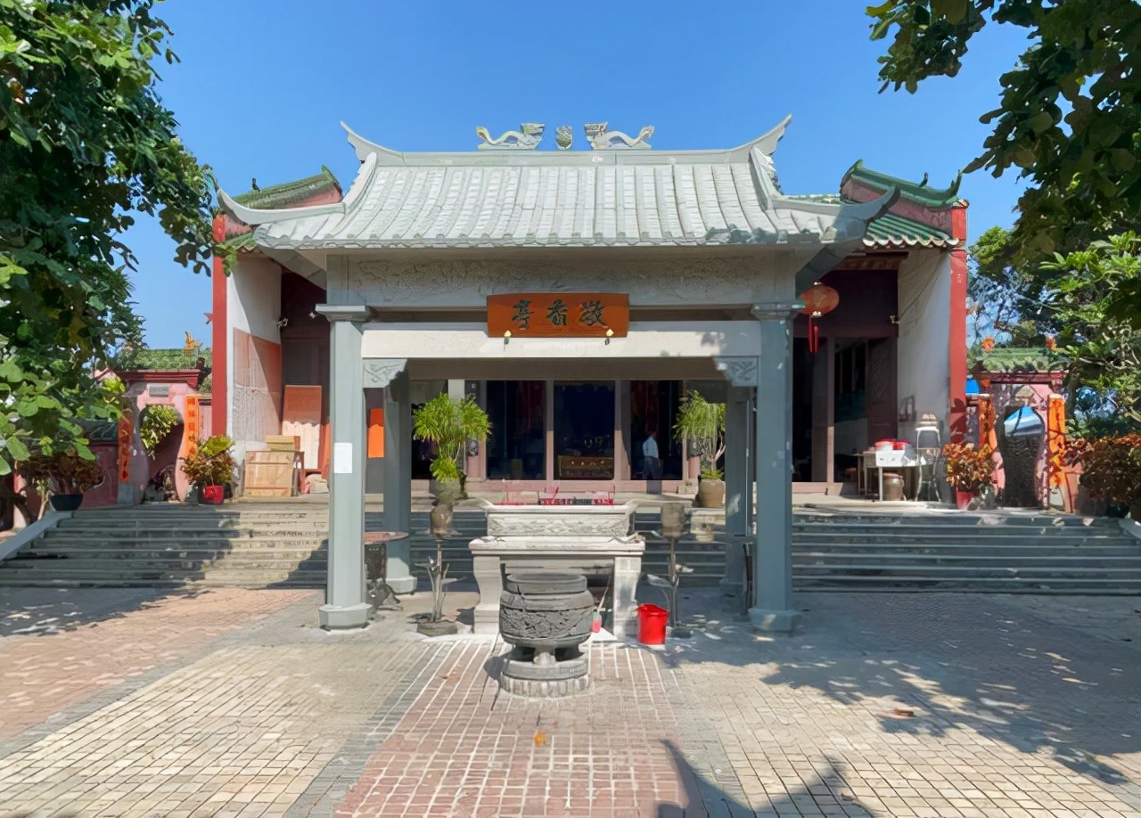 儋州印象：苏轼与关公哪个该更亲切一些，感觉东坡在这儿受委屈了