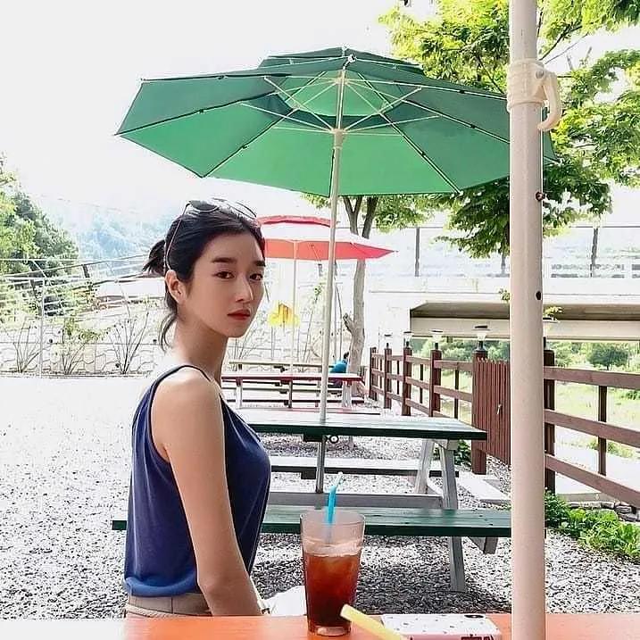 徐睿知 ​​​少女时期美照