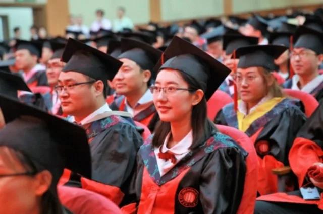 一张高中聚会“阶层表”，说出了985学生的高配人生，让人羡慕