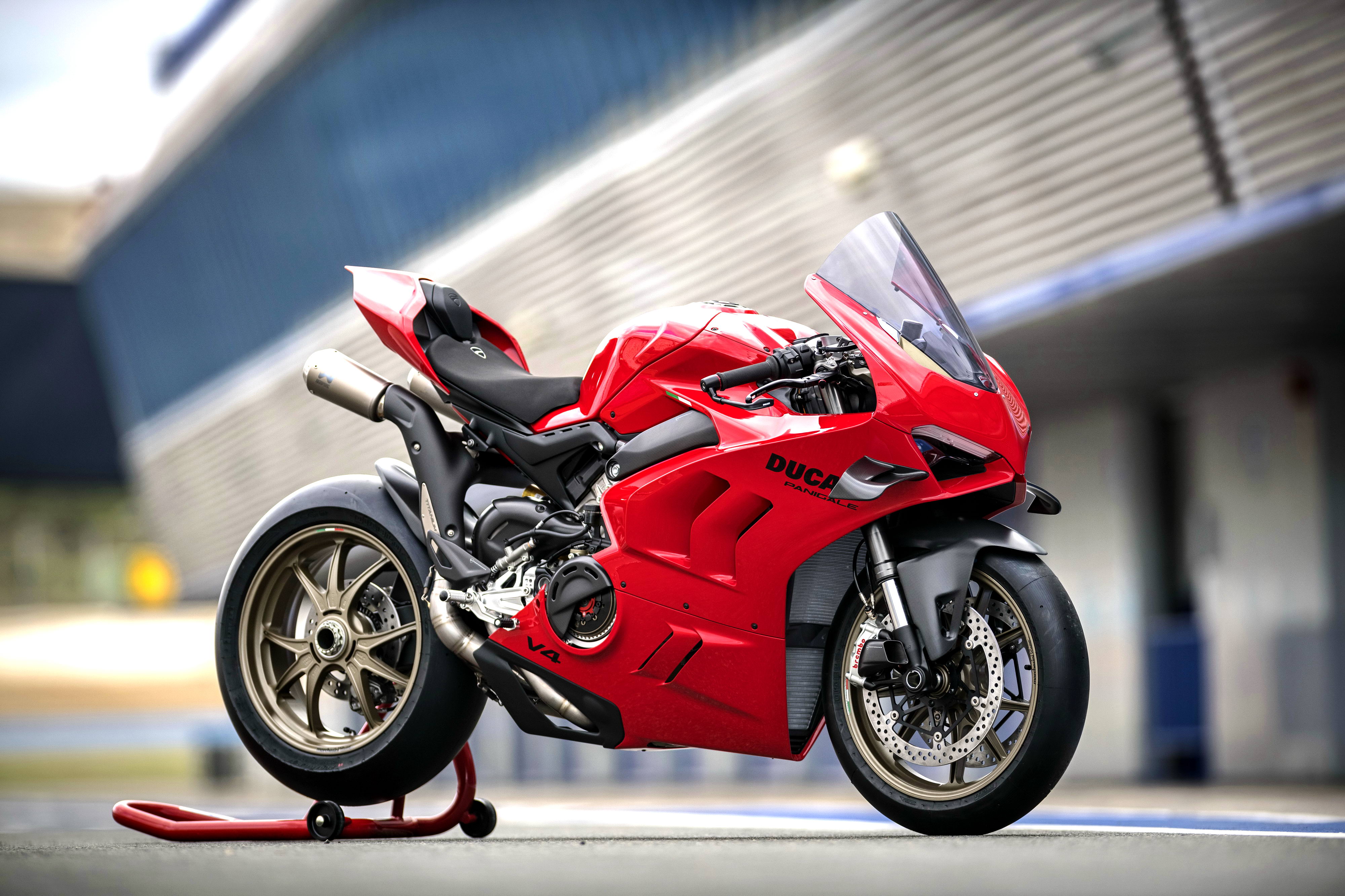 真实赛车数据包(换装赛车套件的杜卡迪 2022 Panigale V4/V4 S Performance)