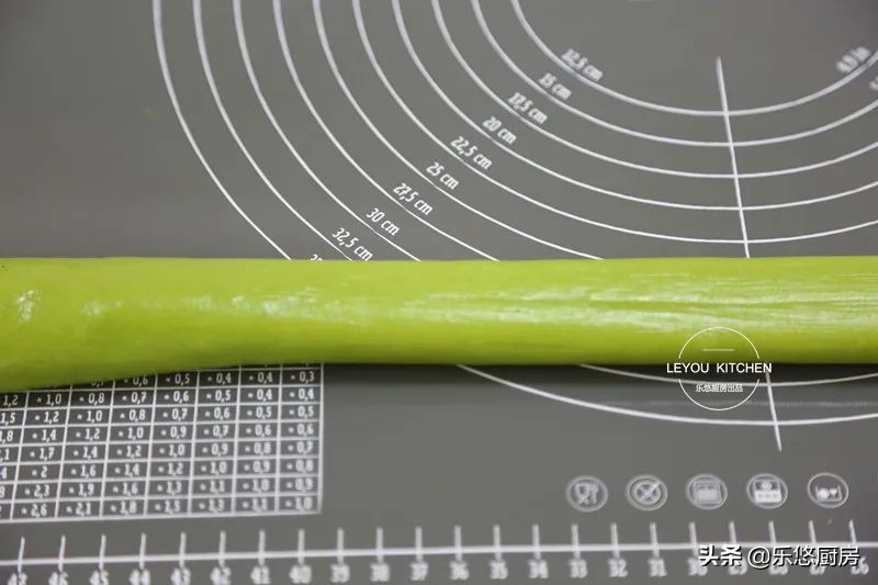 豆沙糯米卷，和买的一样软糯好吃，步骤详细，照着做就可以了