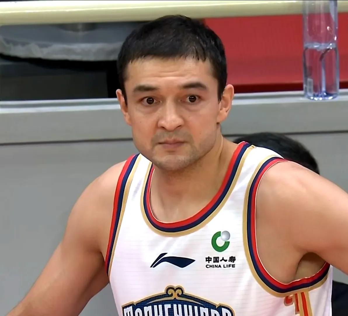 为什么cba球队喜欢洋教练（CBA应该多一点西热这种教练！曾经的篮球天才一个眼神告诉你答案）