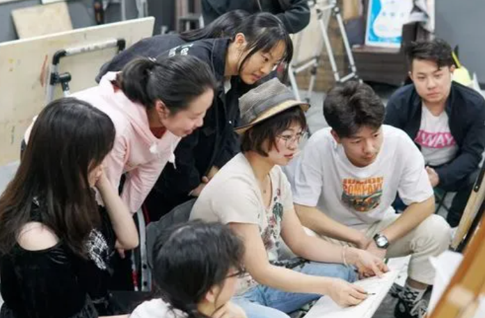 毕业后想当老师，可以报考什么专业？3类学科或将是“香饽饽”