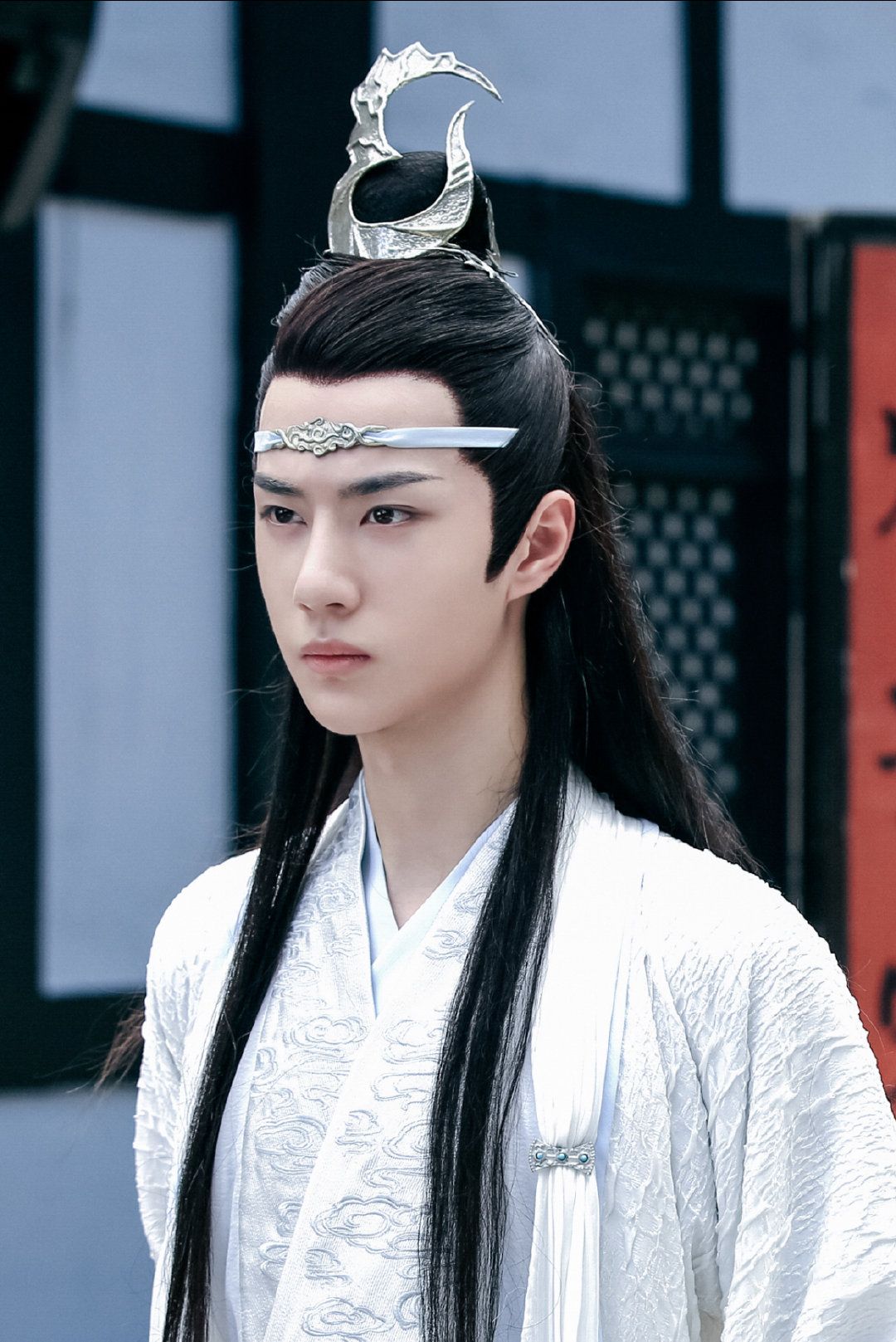 抹额造型别乱用，有人冷峻洒脱，有人呆萌可爱，关键还得脸型扛