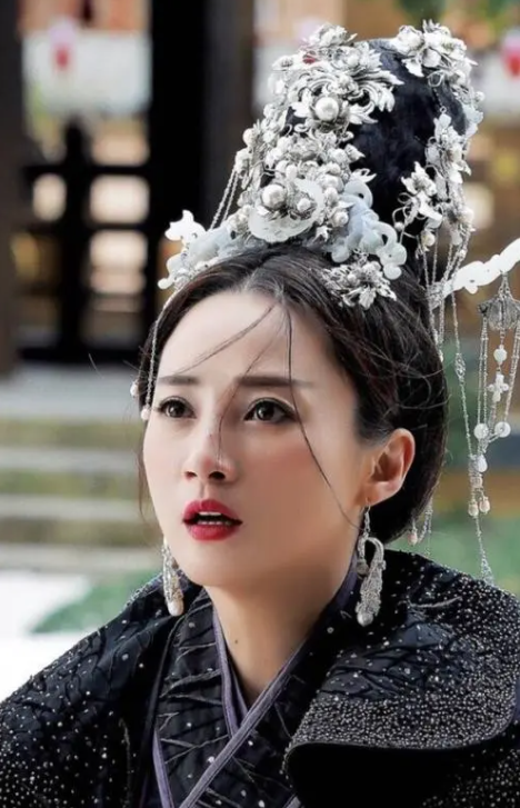 明明只出现三两集，却抢走主角的光！这些“酱油美人”你记得吗？