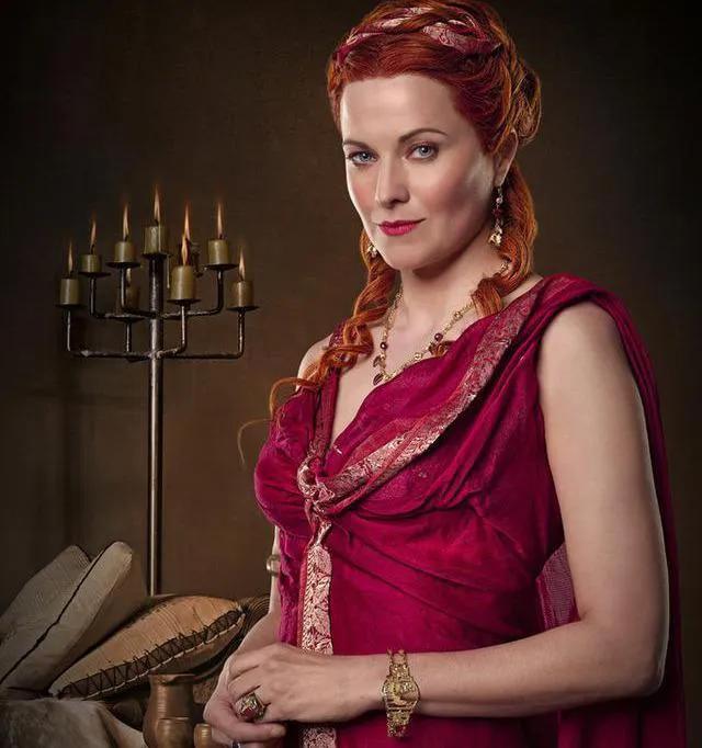 斯巴达克斯血与沙01 角斗士血与沙第二季-佳迪双