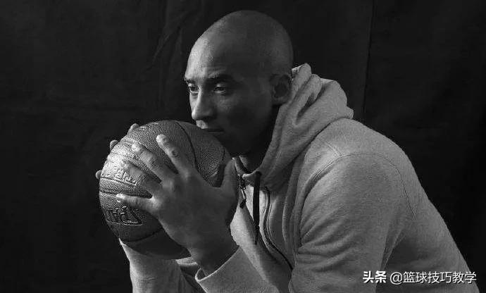 nba科比为什么退出(痛失青春的一天！一眨眼，科比已经离开两年了)