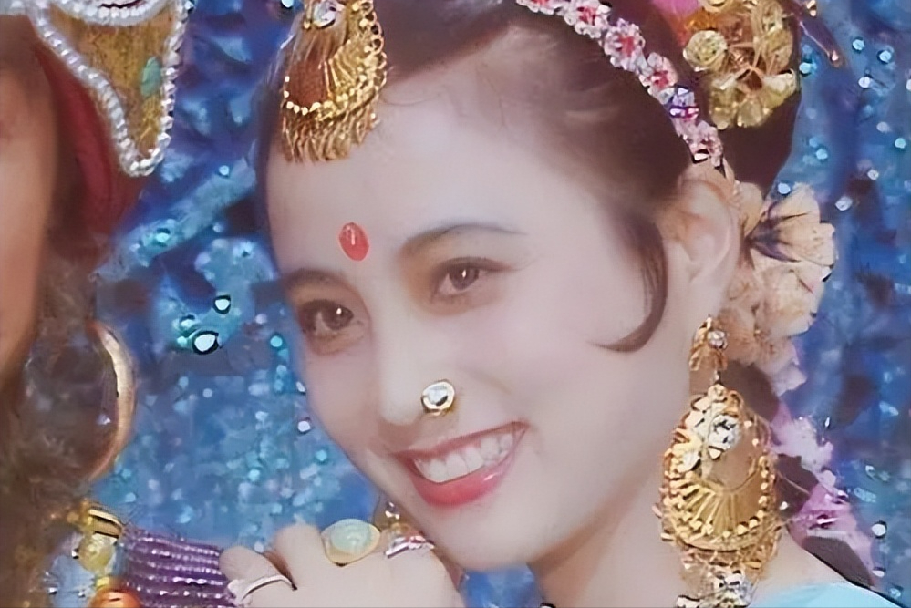 西游记电视直播("玉兔精"李玲玉开直播,忆《西游记》趣事惹争议,被讽
