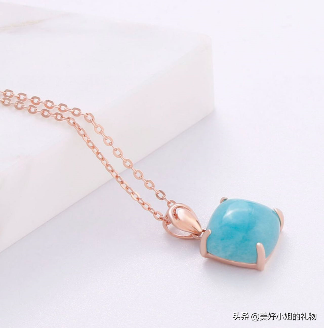 母亲节礼物系列I 细数我私藏的宝藏首饰，千元不到让妈妈闪耀起来