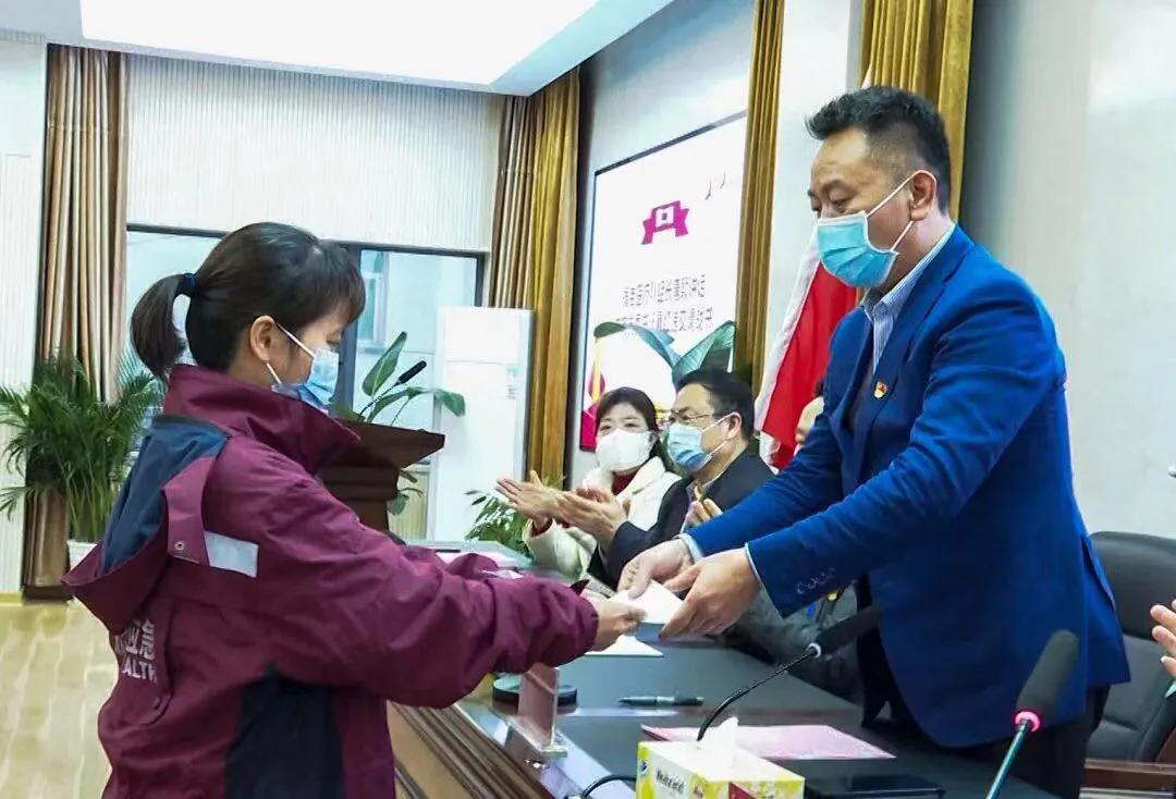 最美逆行，湘潭市中心医院18名医护人员即将出征吉林