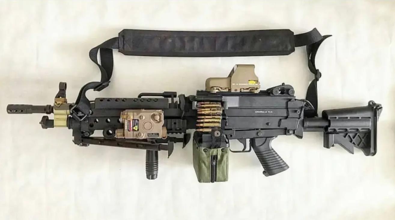 严格来说,也是比利时fn mag通用机枪的现代化战术改进型