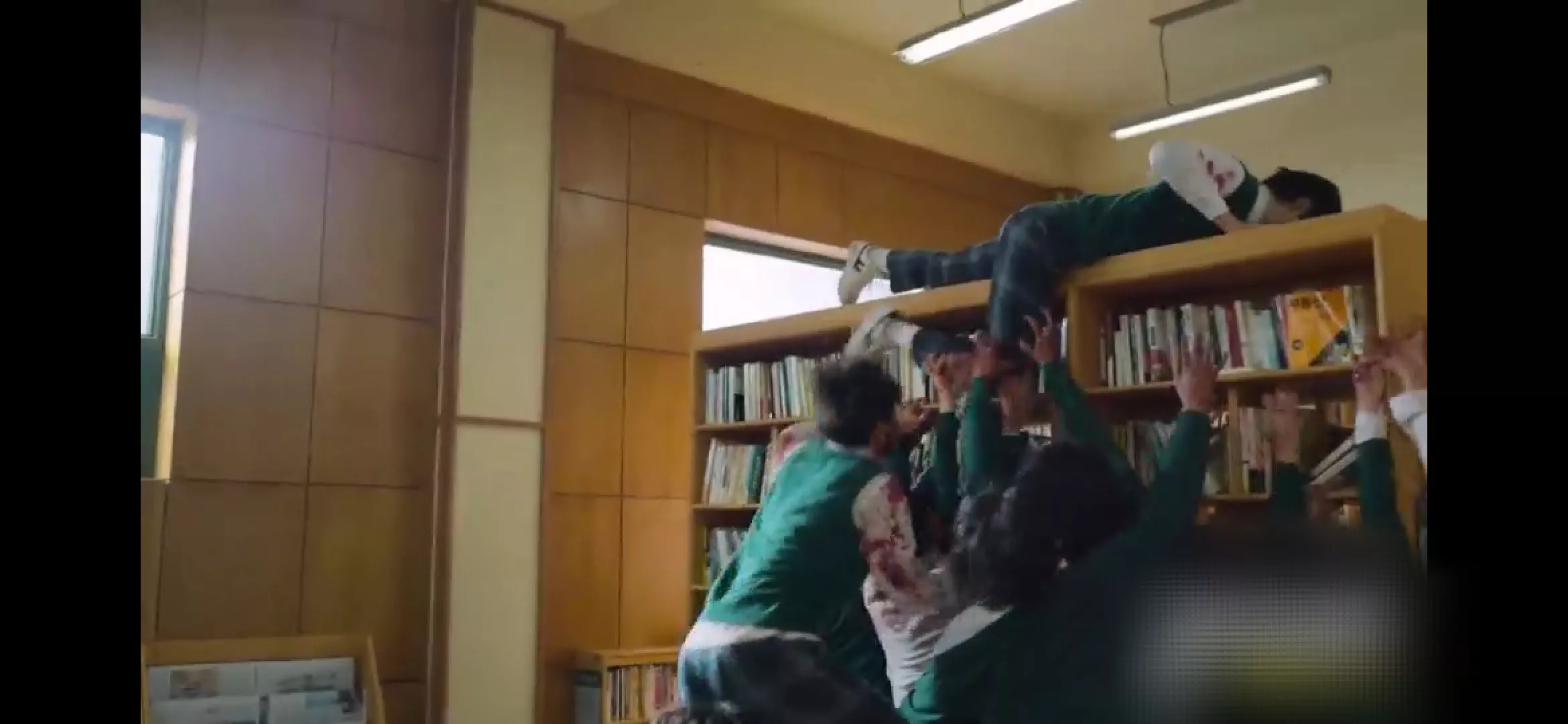 《僵尸校园》第五集：如果人类能控制丧尸病毒的话...