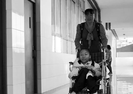 轮椅姑娘徐瑞阳，医生诊断“最多活到4岁”，高考607分进名校