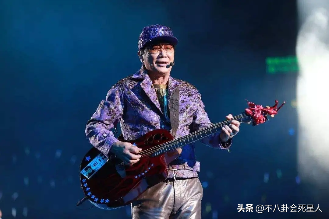 10位港台长发男星，郑伊健帅气逼人，伍佰气质狂放不羁