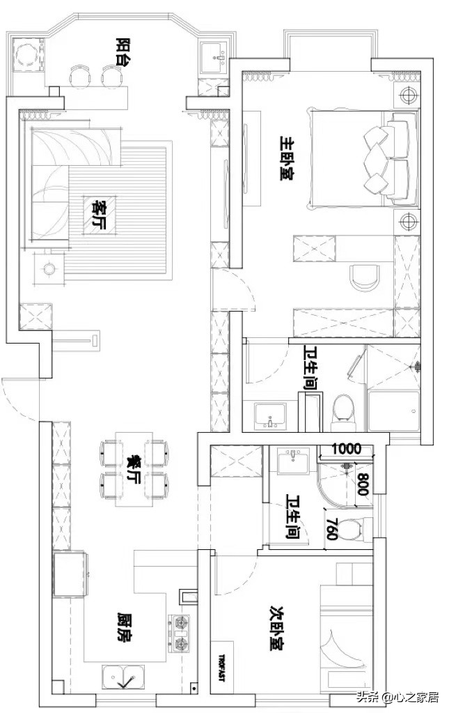 80㎡两室两卫装修的简约别致，空间利用充实，主卧衣帽间独特时尚