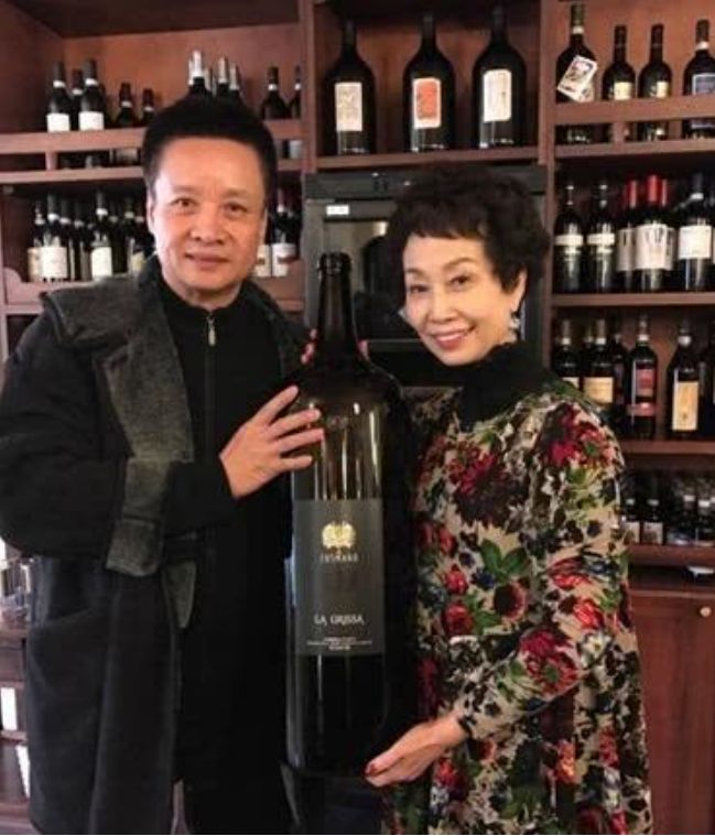 国家一级演员阎维文:陪妻子抗癌35年,他的一个做法让妻子重获新生